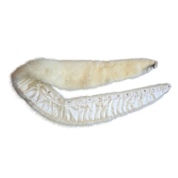 Accessories - Vintage Genuine Mink Fur Collar Cream Off White Satin Lined Snap On Scarf Wrap